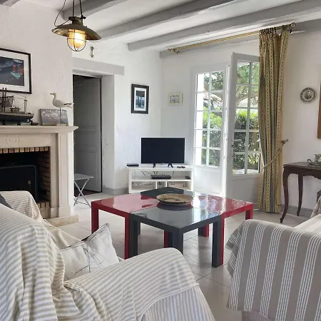 Tatil Evi Maison Confortable 5 Pieces, 8 Couchages, Proche Et Commerces, Avec Jardin, Terrasse Et Wifi. - Fr-1-224b-477