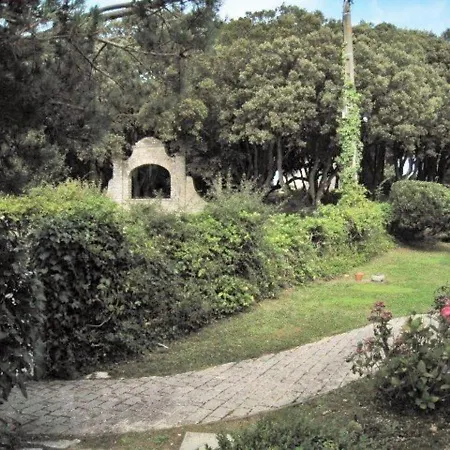Maison Confortable 5 Pieces, 8 Couchages, Proche Et Commerces, Avec Jardin, Terrasse Et Wifi. - Fr-1-224b-477 * Noirmoutier-en-l'Ile