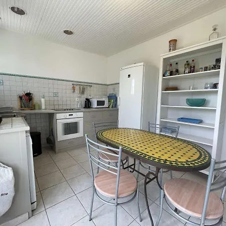 Maison Confortable 5 Pieces, 8 Couchages, Proche Et Commerces, Avec Jardin, Terrasse Et Wifi. - Fr-1-224b-477 別荘 ノワールムーティエ